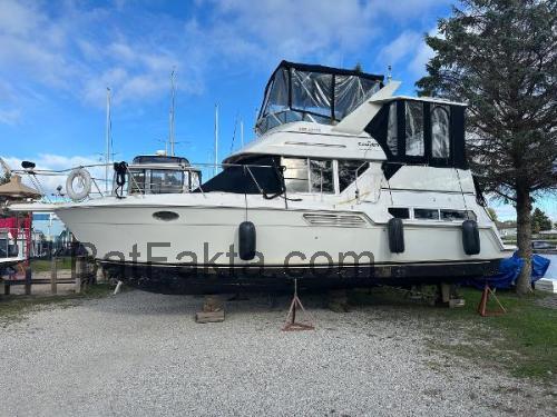 Carver 325 Aft Cabin recensioner och tekniska specifikationer